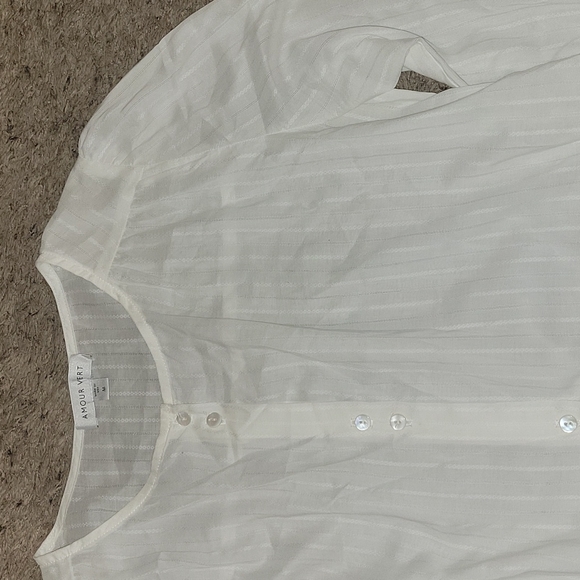 Amour vert button down blouse - Picture 1 of 6